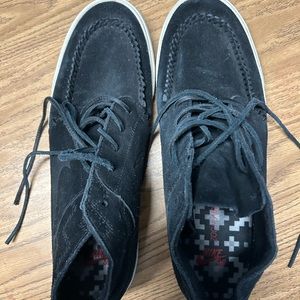 Nike SB MOC suede black Janoski